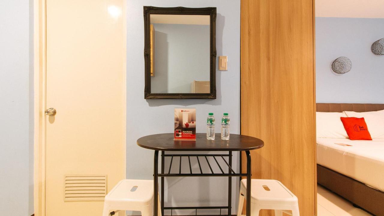 Reddoorz Plus @ Kamuning Quezon City Kültér fotó