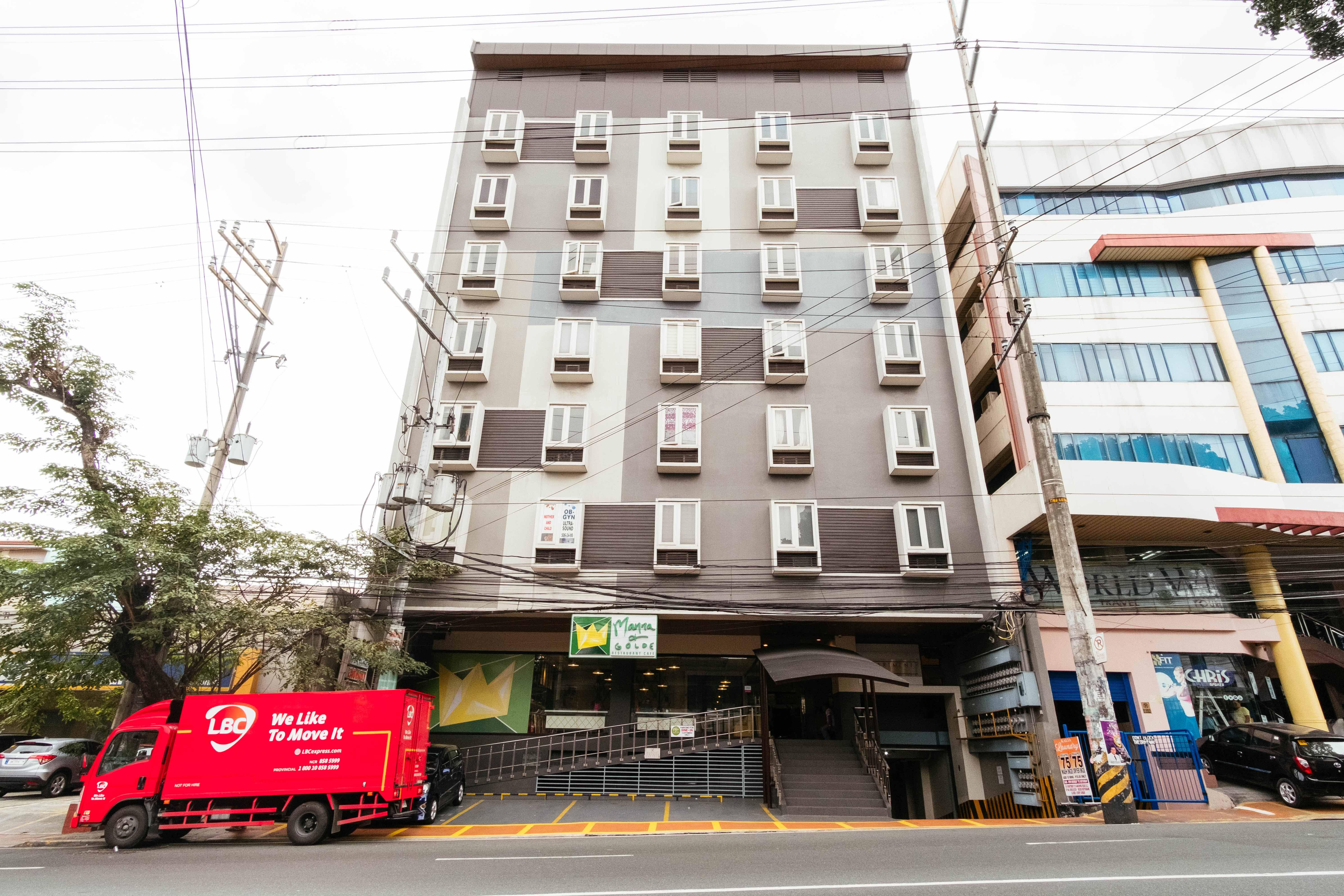 Reddoorz Plus @ Kamuning Quezon City Kültér fotó